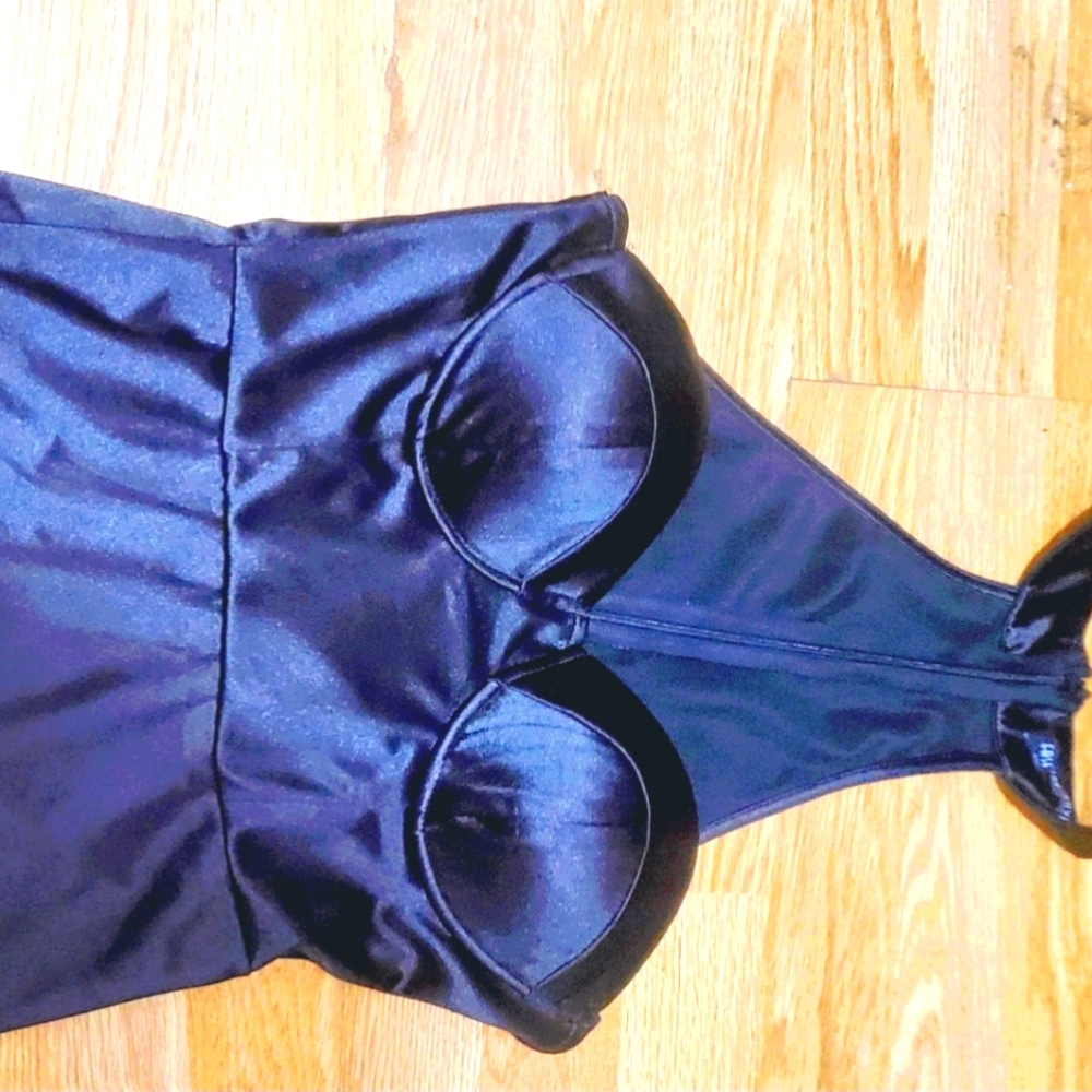 Fashion nova Satan dress